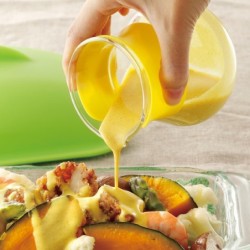 Dressing Bottle
